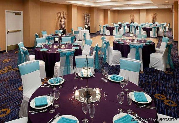 Courtyard By Marriott Cypress Anaheim / Orange County Hotell Restaurant bilde