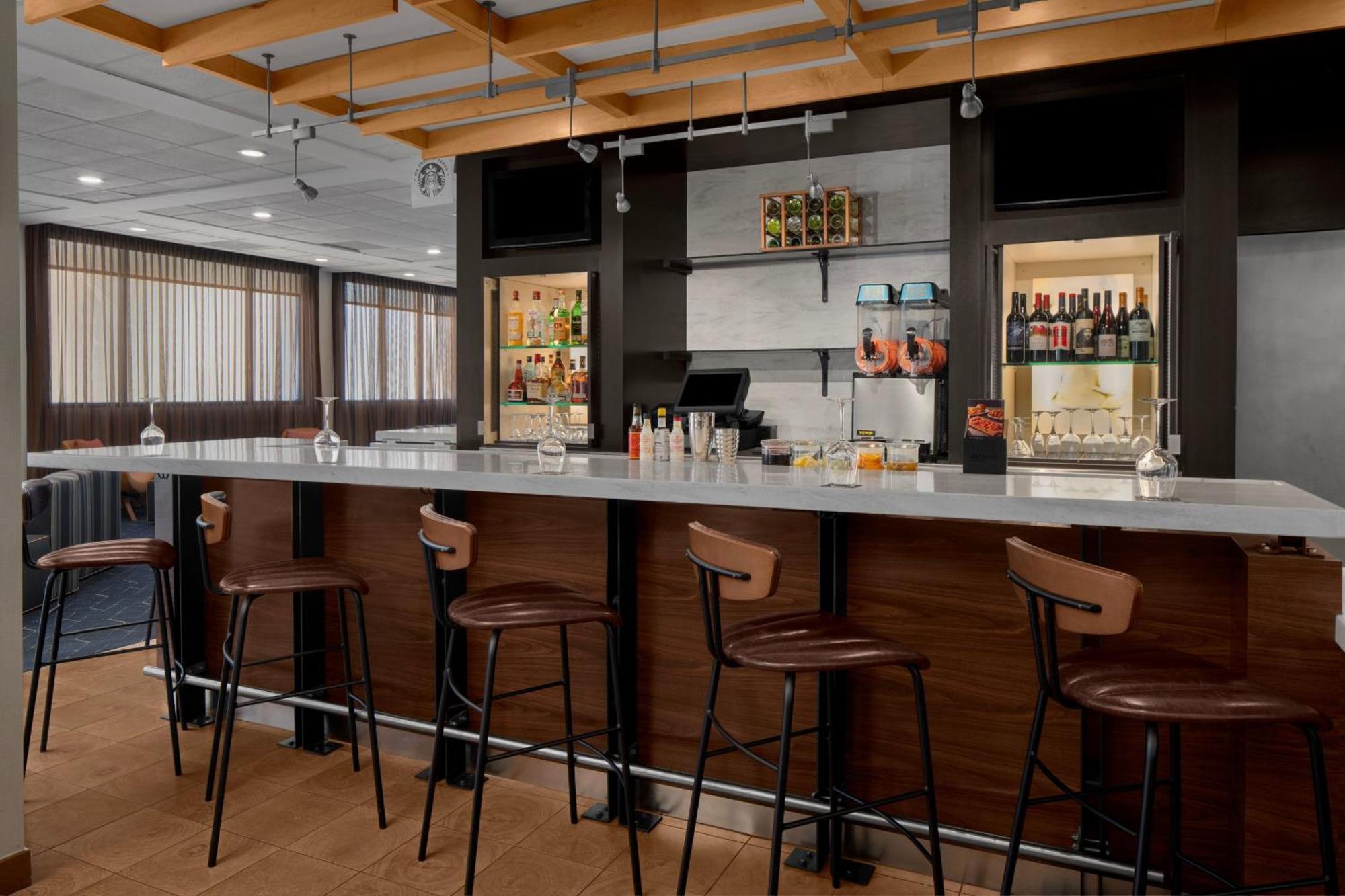 Courtyard By Marriott Cypress Anaheim / Orange County Hotell Eksteriør bilde